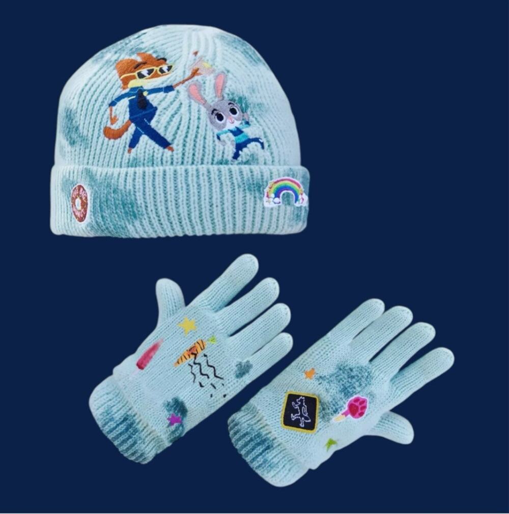 NWT Disney Parks Zootopia knit beanie and gloves set Judy Hopps and Nick Wilde